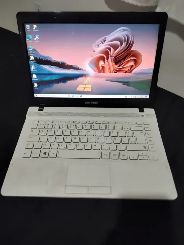 PROMOÇÃO PARA SEXTA SÁB. Notbook Samsung AMD R2 1.500Ghz x2