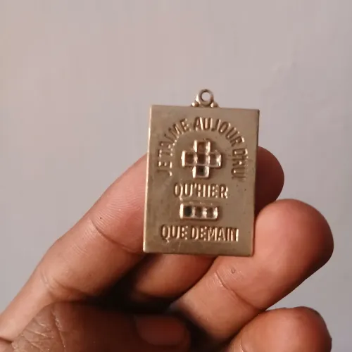 pingente banhado a ouro