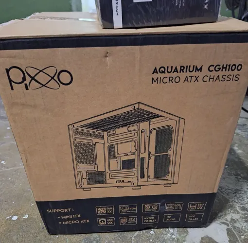 Gabinete gamer com lateral de vidro (novo na caixa)