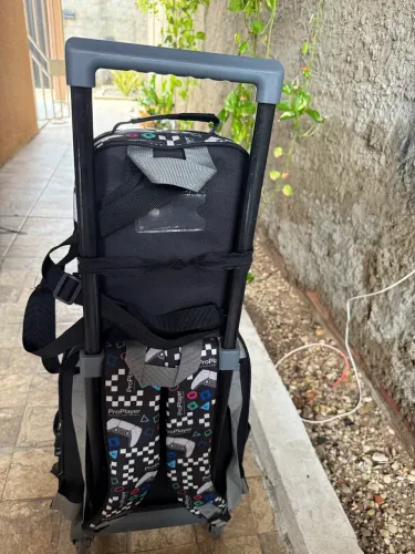 Mochila escolar + Lancheira 