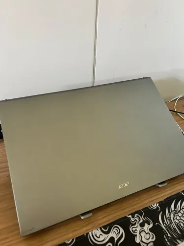Acer Aspire 5, i5, 256gb, 8gb ram