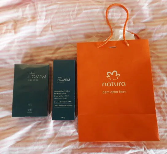 Kit Perfume e Shower gel Natura Homem Essence