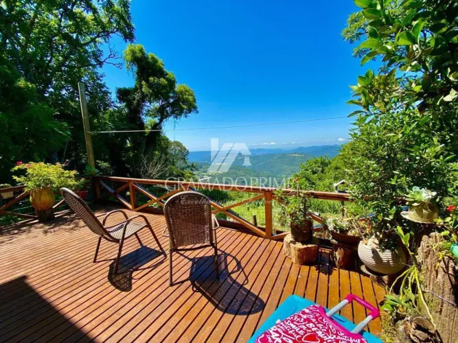 SÍTIO COM VISTA MAGNIFICA EM CANELA!