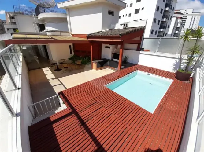 Cobertura à venda em Perdizes com 3 dormitórios
