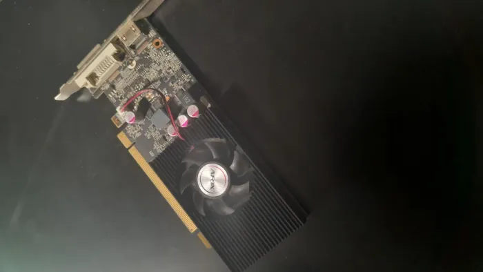 Placa de video GT 1030