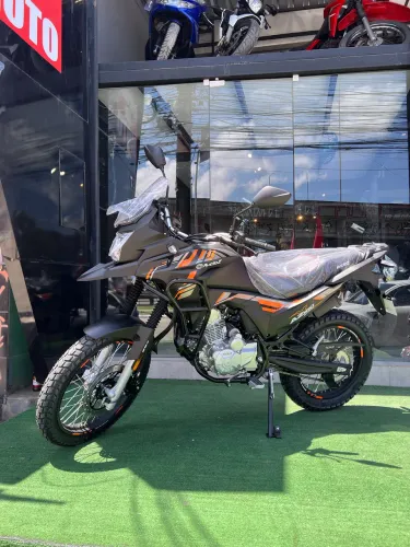 AVELLOZ 160 XTREM 0km 2026