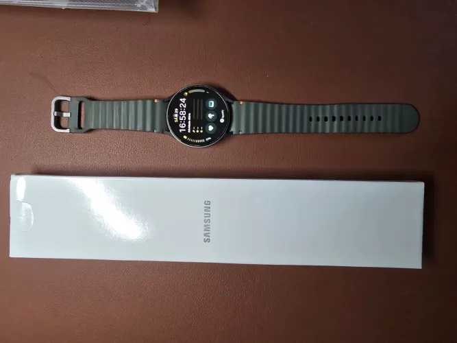 Samsung Galaxy Watch7 44mm Bluetooth Verde - Caixa + Carregador