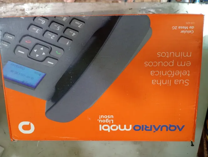 telefone celular de mesa