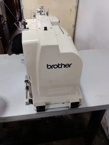 Botoneira brother