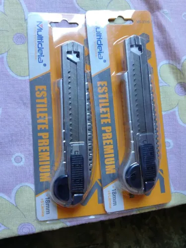 Estilete de aço Premium