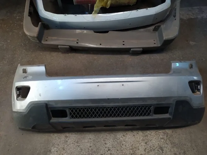 Parachoque Jeep Cherokee 2011 2012 2013