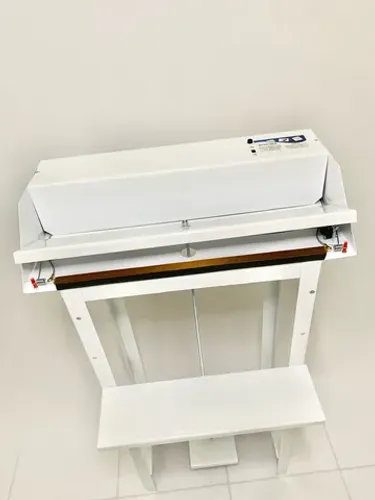 Seladora pedal 40 cm bivolt para saco de gelo,salgados,areia e etc