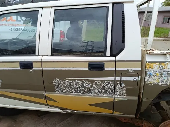 Porta traseira L200 gl gls quadrada 1995/2006 lado esquerdo