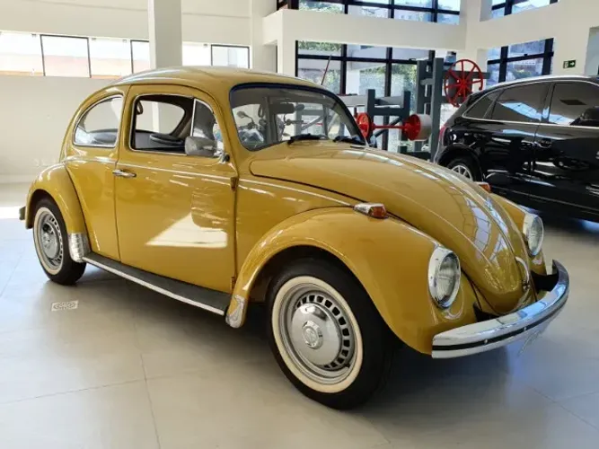 Vw Fusca 1500 73 placa preta