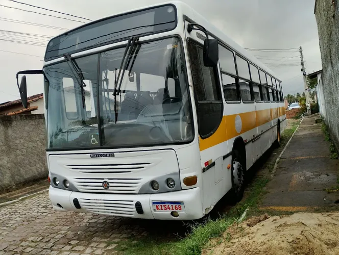 VENDE-SE ÔNIBUS 