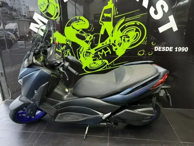 Yamaha Xmax 2023
