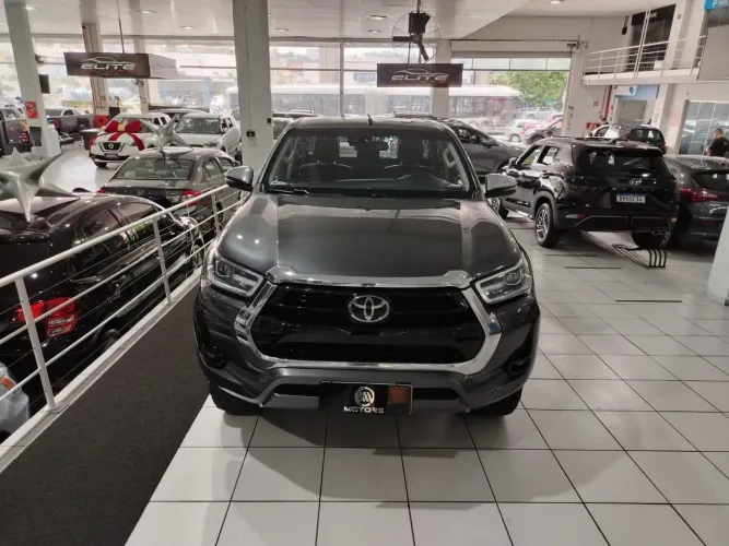 Toyota Hilux CD SRX 4X4 2.8 TDI 16V Diesel Aut. 2021