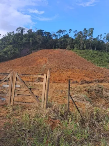 Vendo terreno santa Lúcia. Santa teresa.