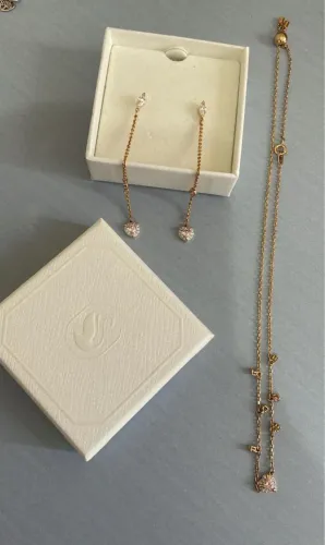Conjunto swarovsk