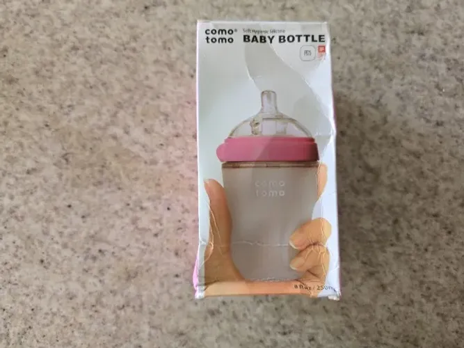 Mamadeira Baby Bottle Comotomo Rosa 250ml Anticólica Silicone Anticólica Desmame
