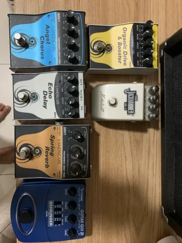 Vendo ou troco pedais de guitarra 