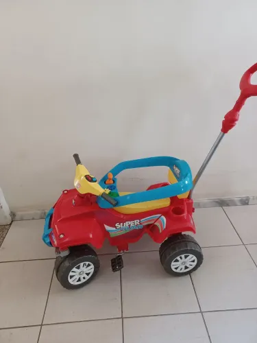 Carrinho pedal passeio bandeirante.199,00