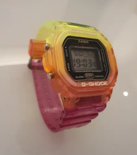 Relógio Tipo G Shock Colorido Excelente Qualidade - NOVO