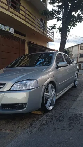 Chevrolet Astra Sedan 2.0/ CD 2.0 MPFI 8V 4P Aut. 2004