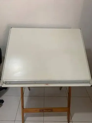 1Prancheta de Desenho para decoração e arquitetura - R$ 380,00 