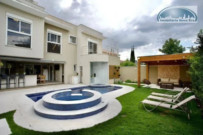Casa com 5 dormitórios à venda, 324 m² por R$ 3.490.000,00 - Condomínio Villagio di Verona