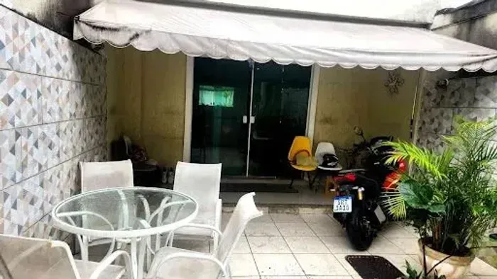 Casa com 3 dormitórios à venda, 130 m² por R$ 450.000,00 - Freguesia (Jacarepaguá) - Rio d