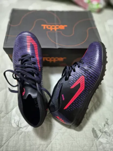 Chuteira society Topper - Modelo Safira