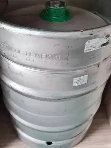 Barril de chopp Heineken vazio