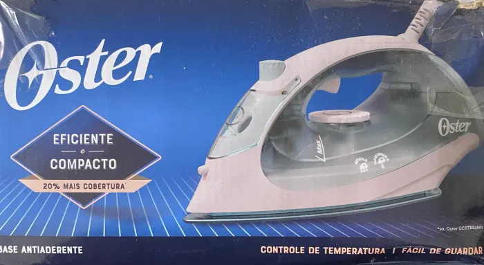 Ferro de passar a vapor 127 V Oster USADO