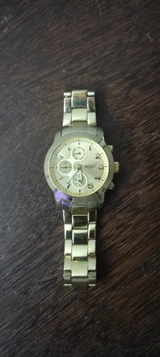 Relógio AKIUM Dourado com Cronógrafo