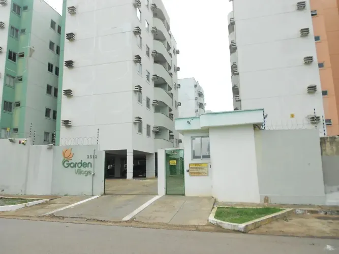 EXCELENTE APARTAMENTO SEMIMOBILIADO  NO GARDEN VILLAGE.