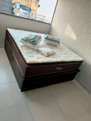 Cama queen size com colchão vita bambu espuma de 33