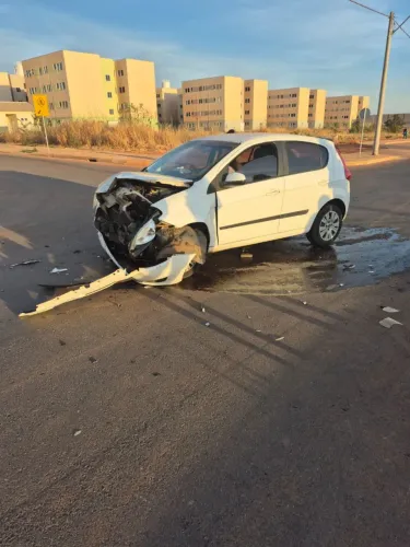 Compramos batido carros e compramos! Orçamento sem compromisso.