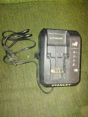 CARREGADOR DE BATERIA PARA PARAFUSADEIRA STANLEY 20V