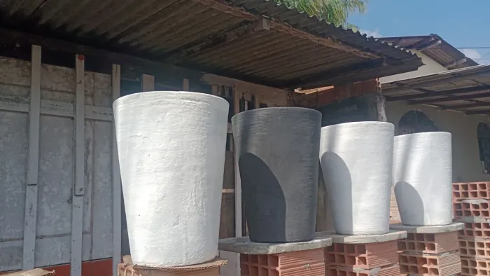 10 vasos de cimento por 300 reais!!!