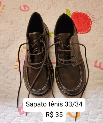 Sapato tênis 32/33 - Marrom