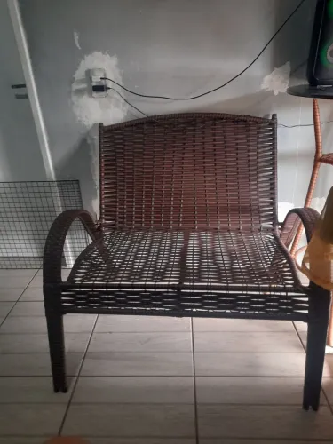 Sofá de Vime Marrom 2 lugares de Fibra Sintética
