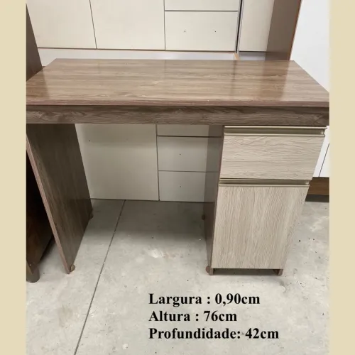 Escrivaninha com Gaveta - entrego hoje
