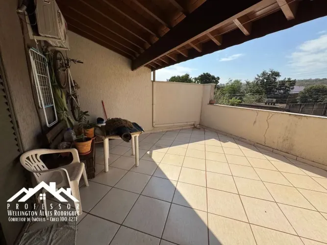 Sobrado à venda no Parque Residencial ANAVEC em Limeira-SP