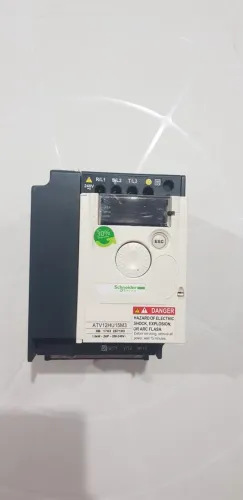 Inversor de Frequência Schneider 2 CV - 220v