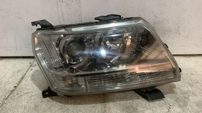 Farol direito grand vitara 2009 2010 2011 2012 2013 2014 2015 2016 cromo mix original 