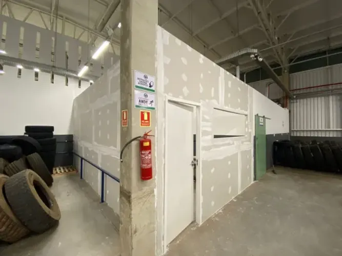 Forro de gesso, sancas, molduras, painel de gesso, forro de drywall.