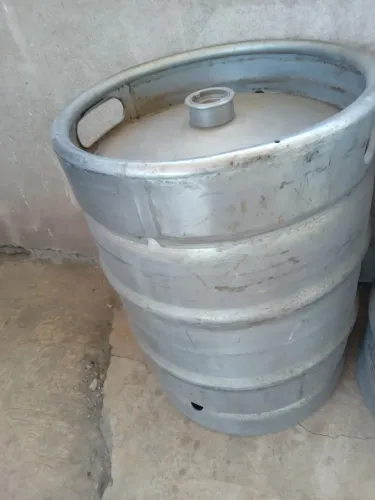 barril de chopp vazio