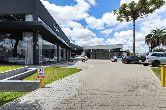 Loja com 58 m² para alugar no Rebouças em Curitiba