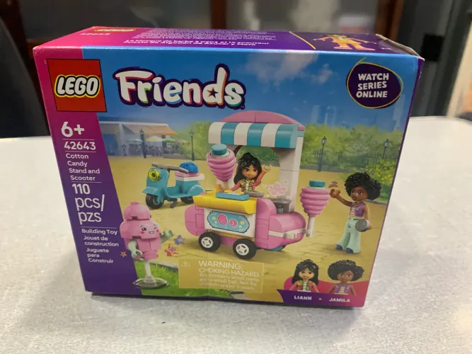 Lego Cotton Candy Stand and Scooter 42643